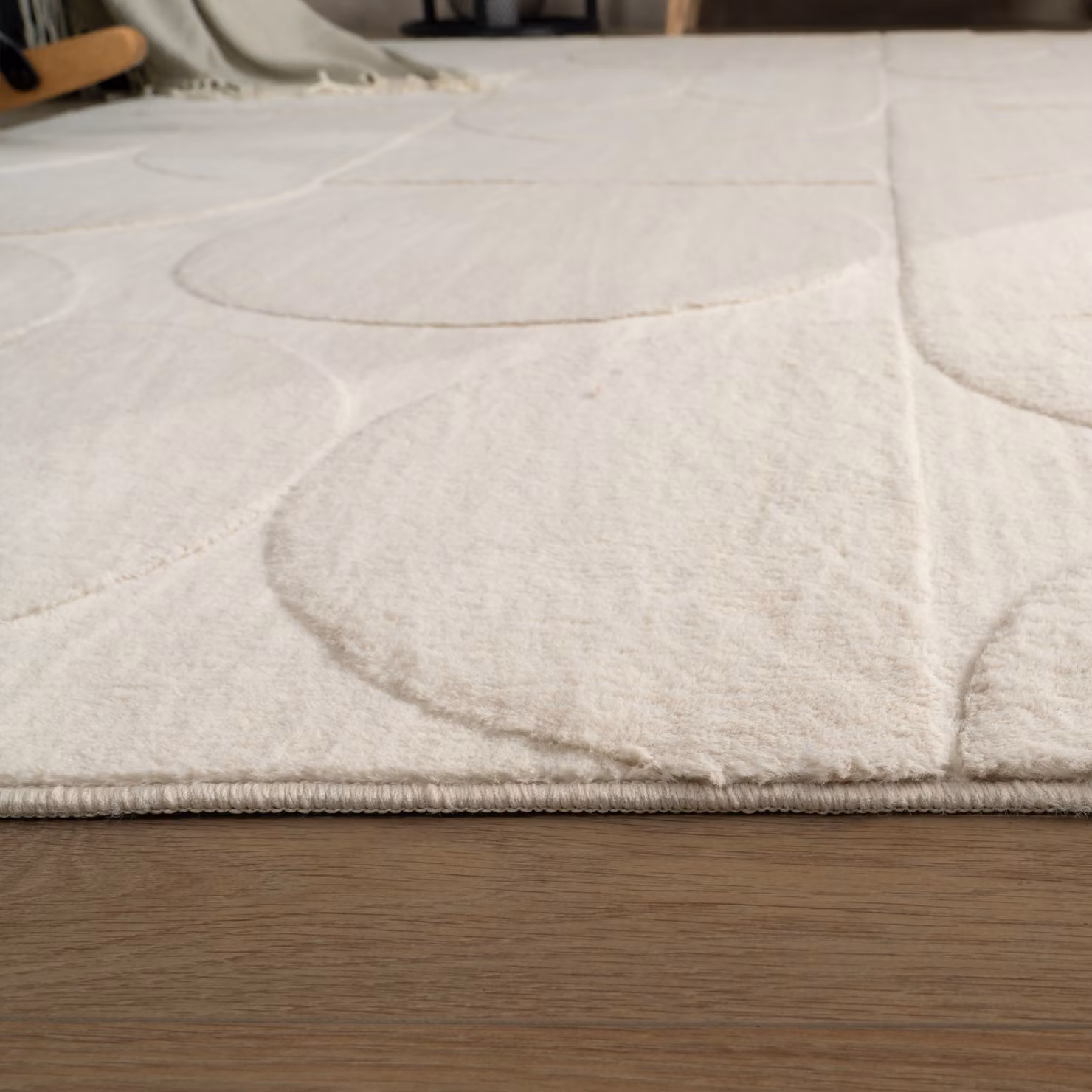 Tappeto in ecopelliccia Lelystar stile boho con effetto alto-basso, antiscivolo e adatto a riscaldamento a pavimento, colori beige, grigio e bianco, L 80 cm x P 150 cm – 2