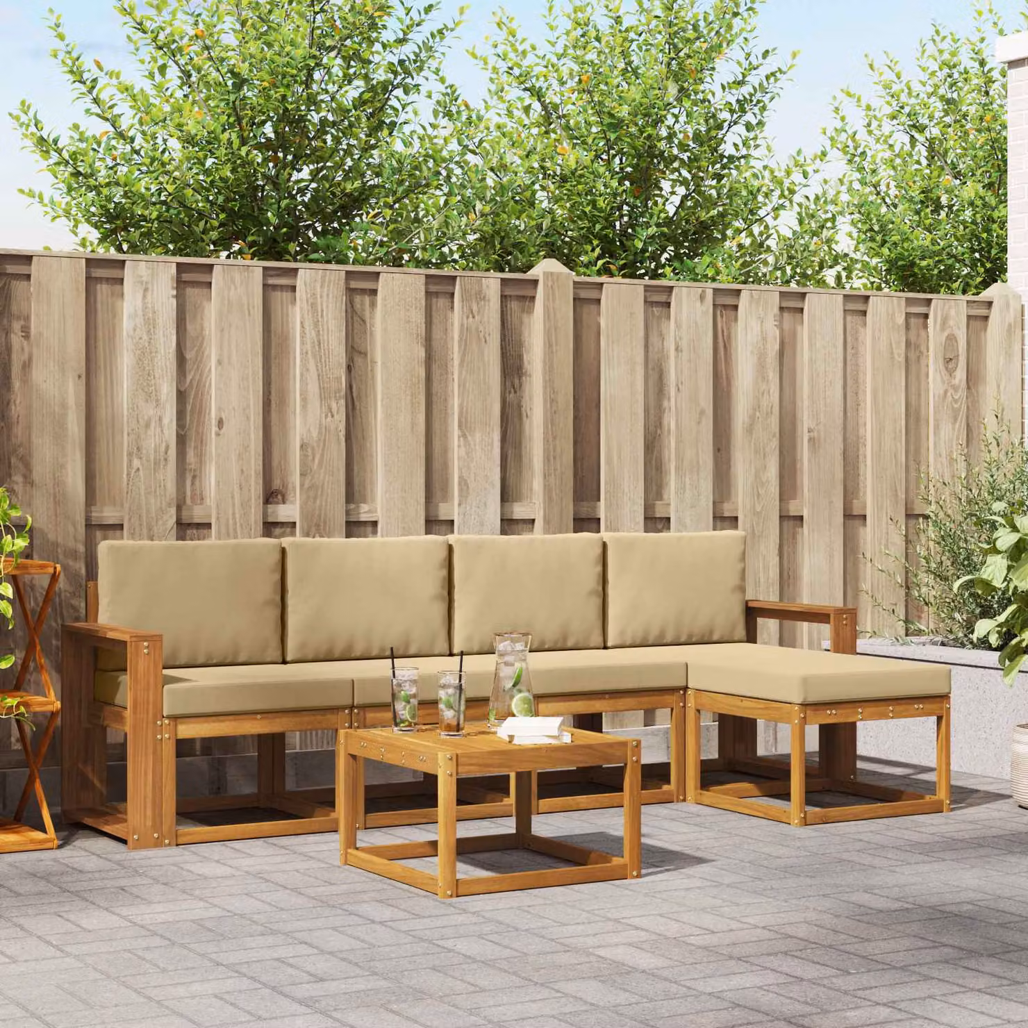 Set di divani da esterno vidaXL a forma di L in legno di acacia con cuscini, beige e naturale