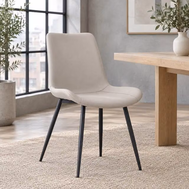 Set di 4 sedie da pranzo in similpelle grigio caldo con struttura in metallo nero HAVRYA
