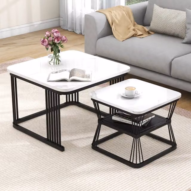 Tavolini bassi moderni set da 2 con piano effetto marmo e gambe in acciaio nero per soggiorno