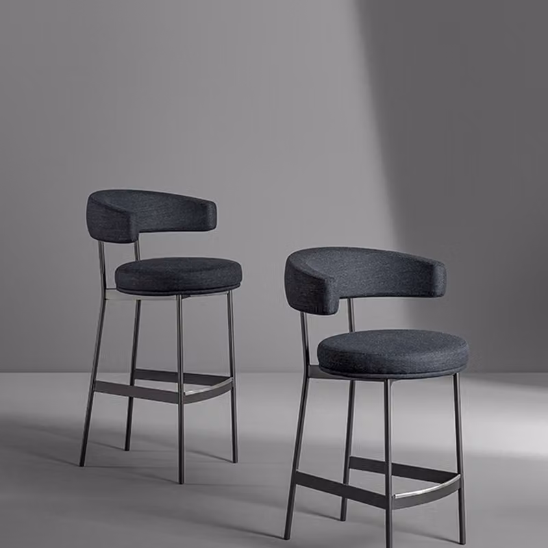 Sgabello Neuilly too Bonaldo gambe in metallo
