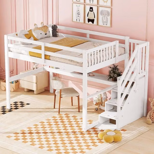 Letto a soppalco 140 × 200 cm con cassetti, scrivania e ripiani, senza materasso, in pino e MDF, bianco
