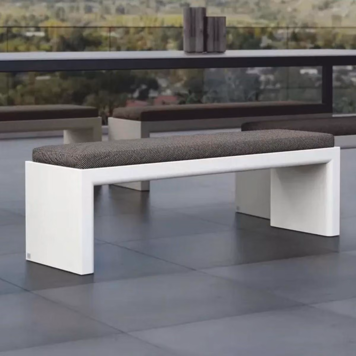 Panca da giardino Casa Padrino grigio scuro / bianco opaco 150 cm - Panca da giardino per esterni