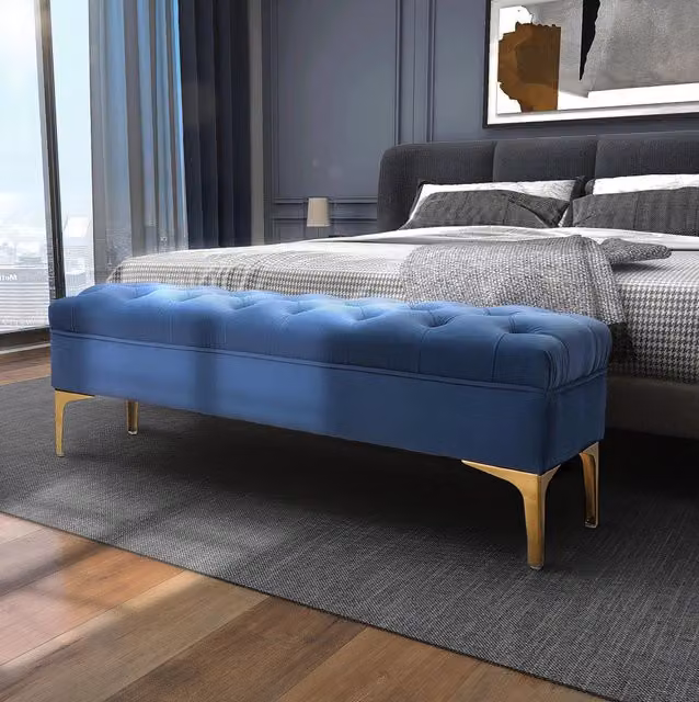 Panca imbottita in legno con gambe in metallo; 118 x 45 x 42 cm; blu e oro