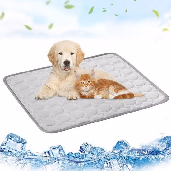 Tappetino refrigerante per cani – Set pieghevole composto da cuscino e coperta – Raffredda, è confortevole e igienico