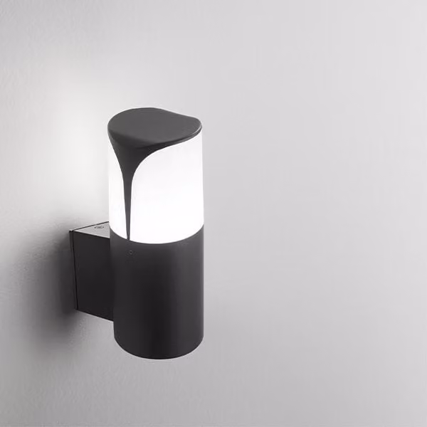 Applique da esterno Gea Lillibet in metallo e plastica, disponibile nei colori bianco, grigio o nero, con attacco E27 e protezione IP44 per giardino