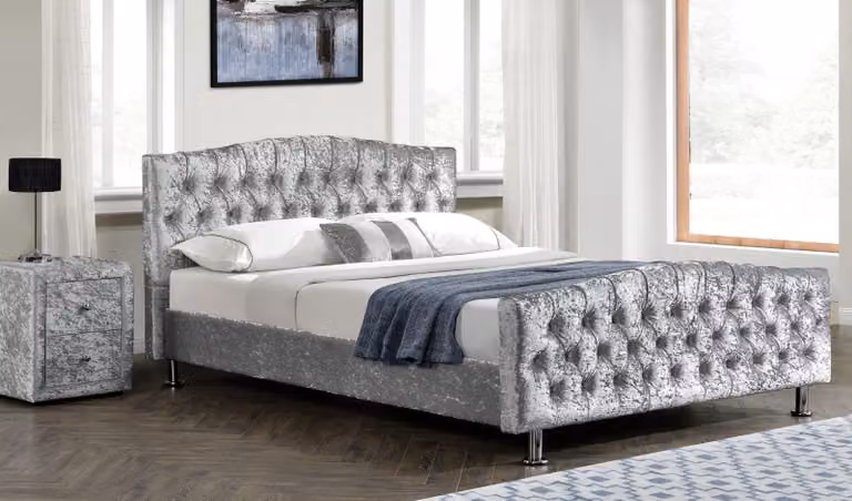 Chesterfield Designer Bett Schlafzimmer Leder Polster 140/160/180/200 cm