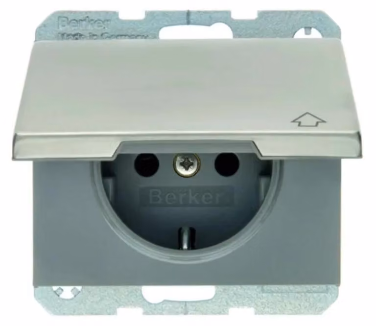 Presa Berker SCHUKO con coperchio incernierato 47517204