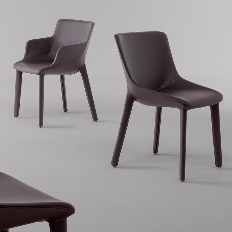 Sedia Artika Bonaldo con gambe rivestite
