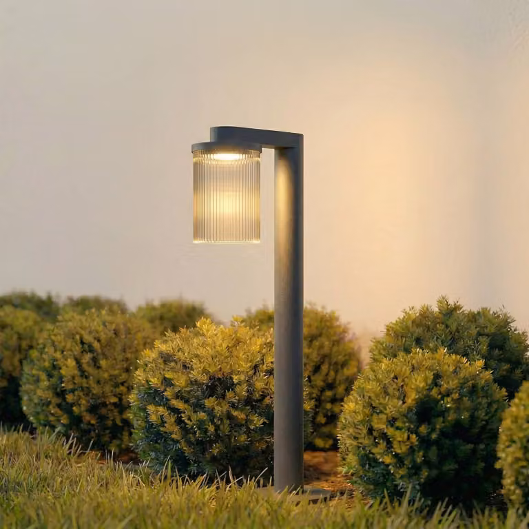 Lampioncino da giardino Beelia Lucande, Nero, Alluminio, Moderno, Lampada LED da esterni