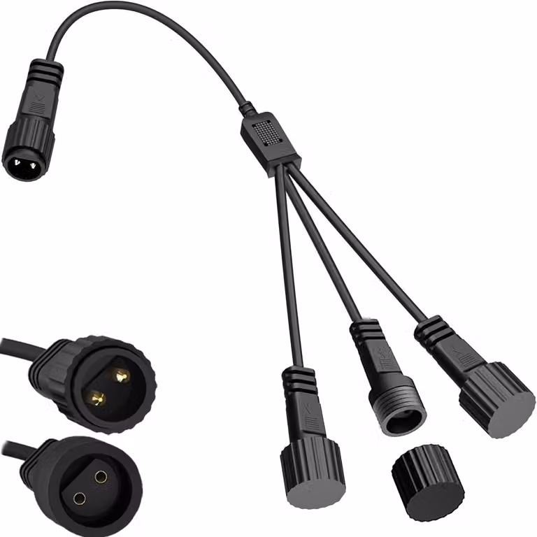Distributore per luci a catena, 1 uscita per 3, grado di protezione IP65, 2 poli, lunghezza 30 cm, colore nero