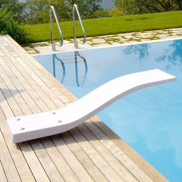 Trampolino per piscina BSVILLAGE Modello Delfino bianco con ancoraggi e tavola preforata in vetroresina e metallo L: 160 cm