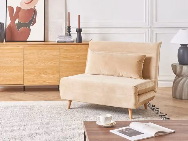 Divano letto pieghevole BELIANI in velluto beige stile scandinavo per adulti