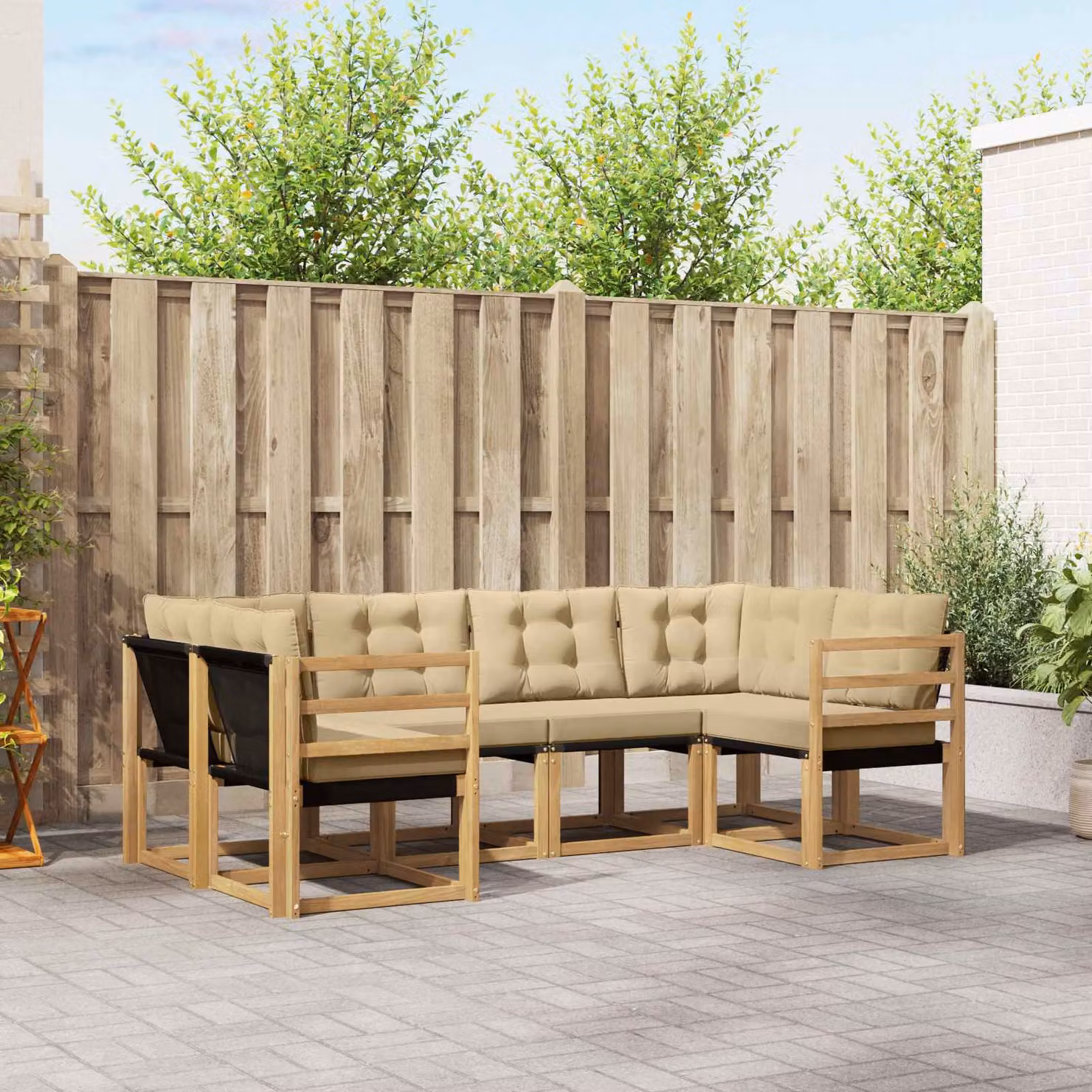 Set di divani da esterno vidaXL a forma di L composto da 6 pezzi in legno di acacia con cuscini bianchi e beige