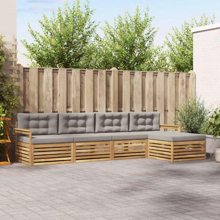 vidaXL Set di divani da esterno a L composto da 5 pezzi in legno di acacia con cuscini Bianco e Grigio