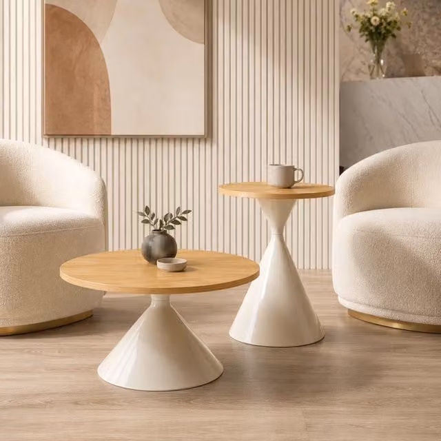 Set di tavolini rotondi da salotto e laterali con piano effetto legno e base in acciaio color crema per soggiorno