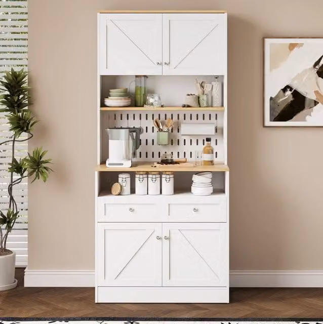 Credenza da cucina con ante stile fienile; pannello forato e cassetti; 80x40x175 cm; bianco e naturale