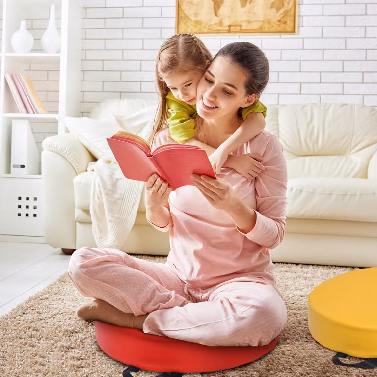 Cuscini rotondi impermeabili per bambini Costway in schiuma multicolore con maniglia ergonomica