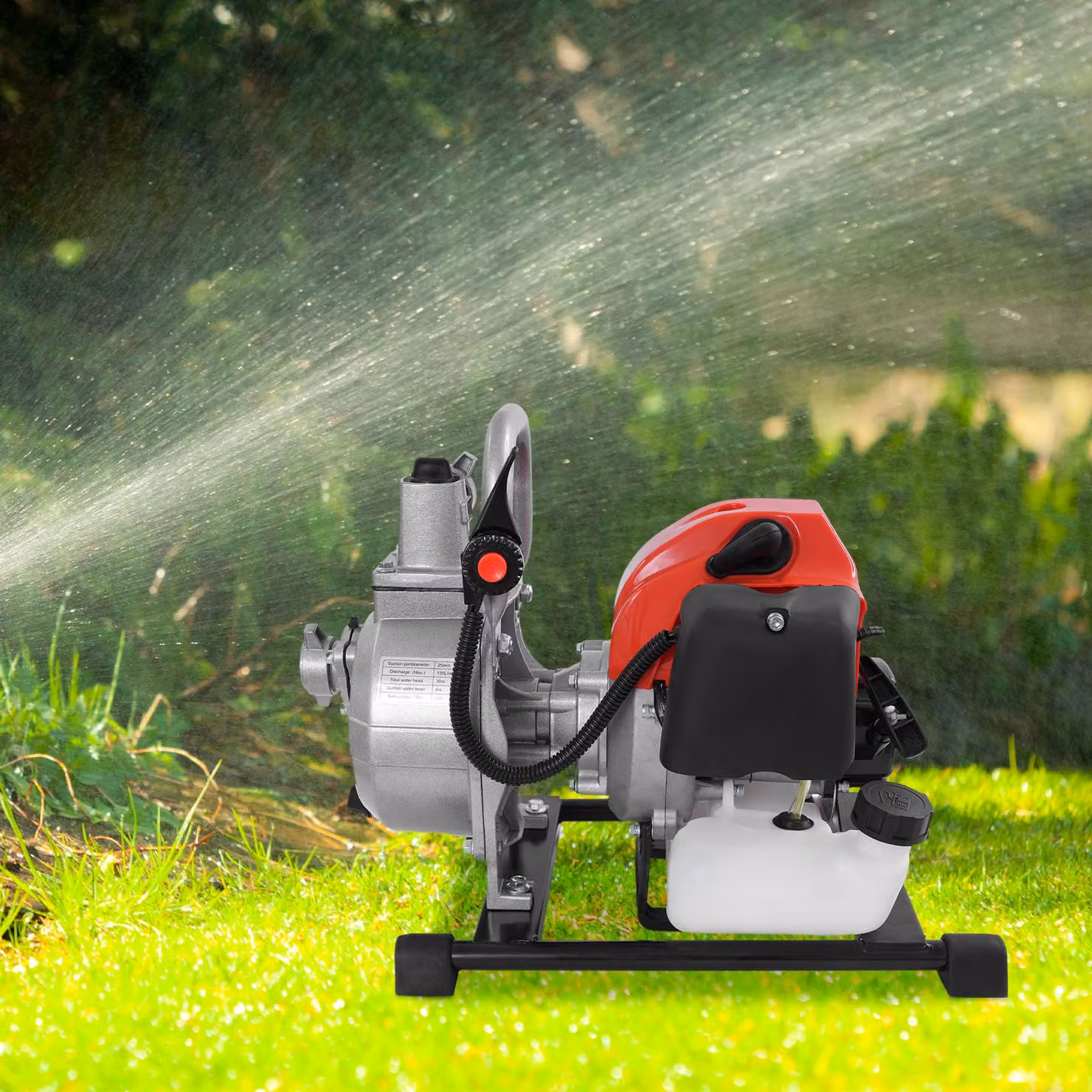 Pompa per acqua a due tempi, alimentata elettricamente - Potenza: 1250 W - Cilindrata motore: 43 cc - Materiali: alluminio, plastica, metallo - Adatta per irrigazione e drenaggio