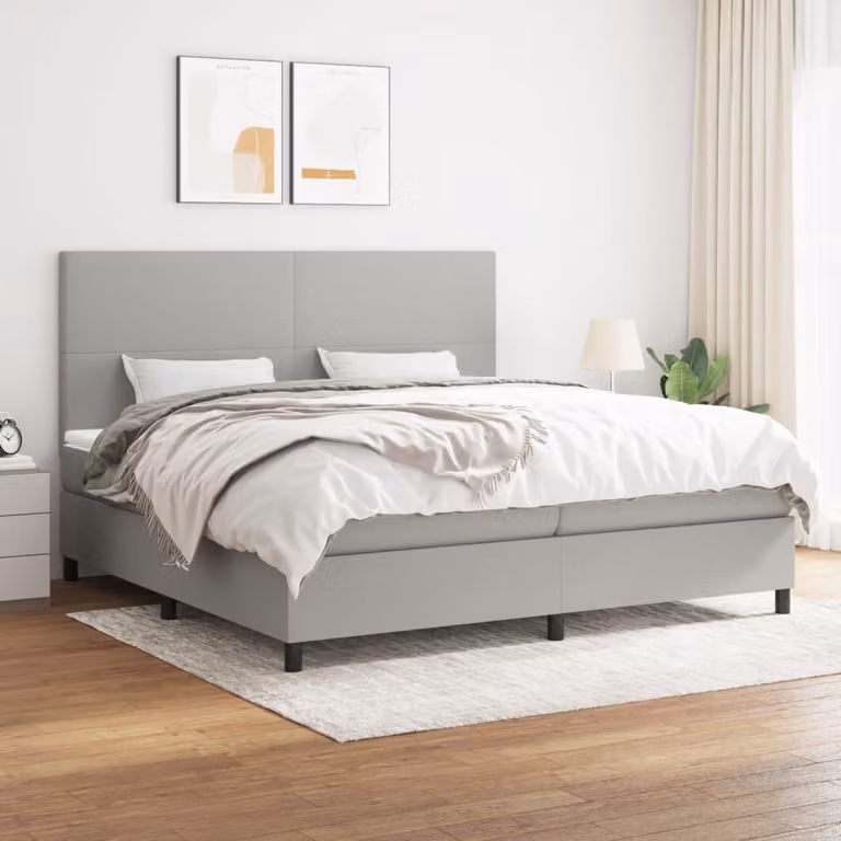 The Living Store Letto a molle con materasso grigio chiaro 200x200 cm in tessuto