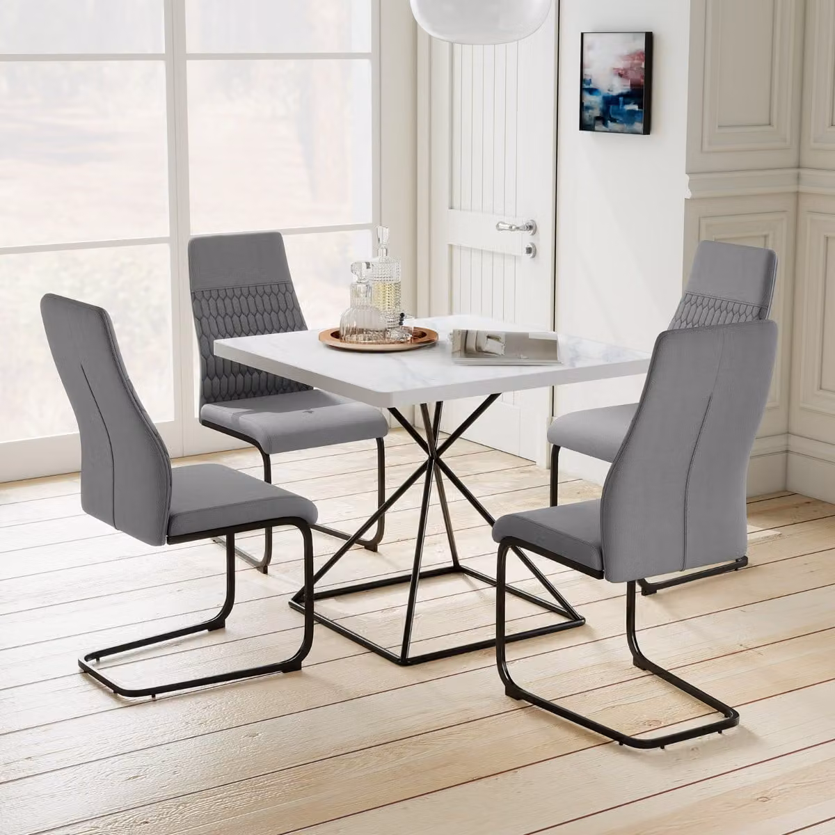 Set di 4 sedie da pranzo Costway con schienale alto inclinabile, sedie decorative rivestite in tessuto Grigio per interni