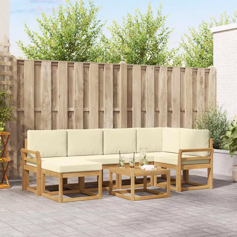 vidaXL Set di divani da esterno a L composto da 7 pezzi in legno di acacia con cuscini Bianco e Beige