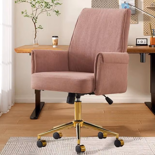 Sedia da ufficio ergonomica Zephmum in velluto rosa con dettagli oro e struttura in metallo per home office