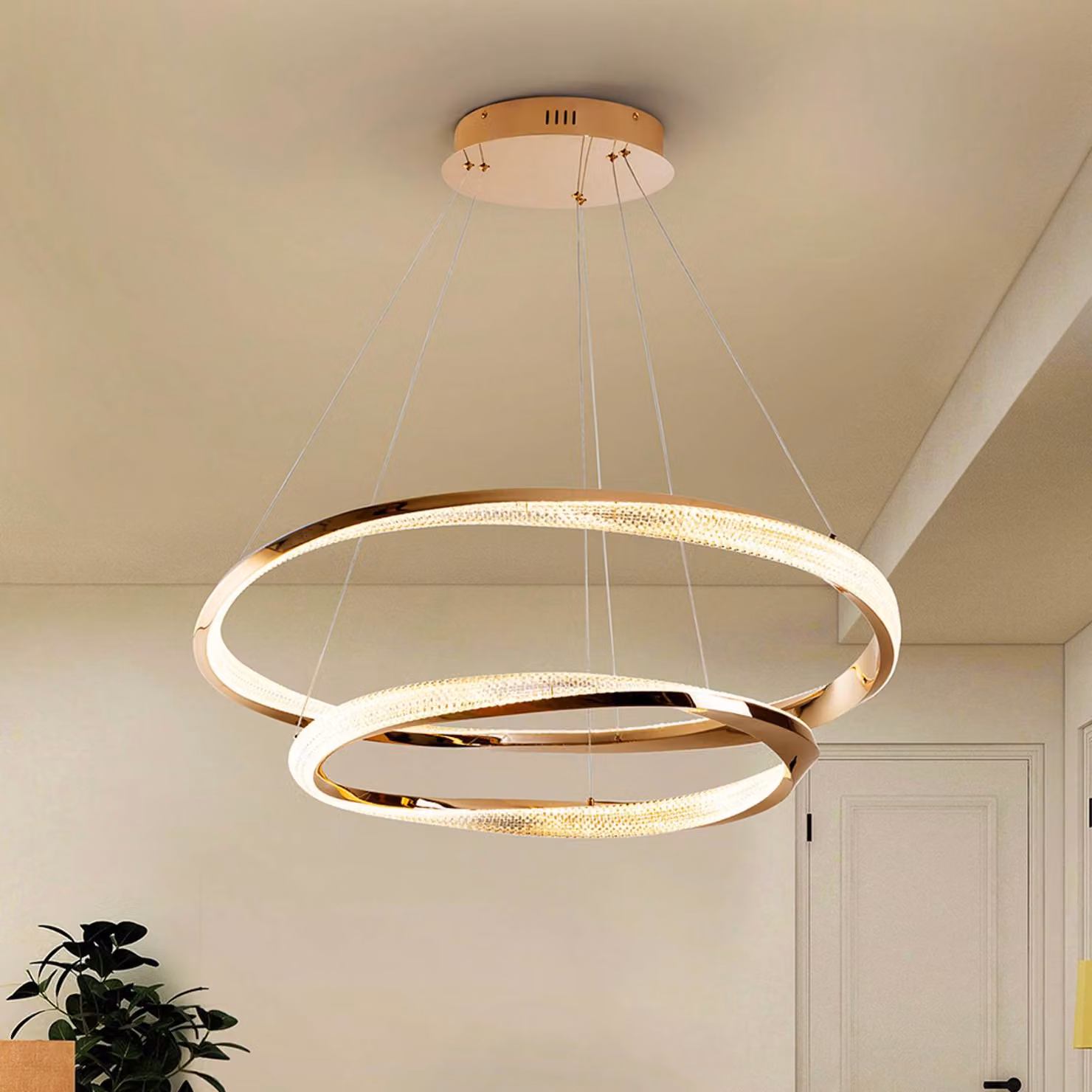 Schuller Valencia Lampada LED a sospensione Orbitas, Ø 80 cm, color oro, metallo, dimmerabile, Ottone / Oro, Soggiorno / Sala da pranzo, Alluminio