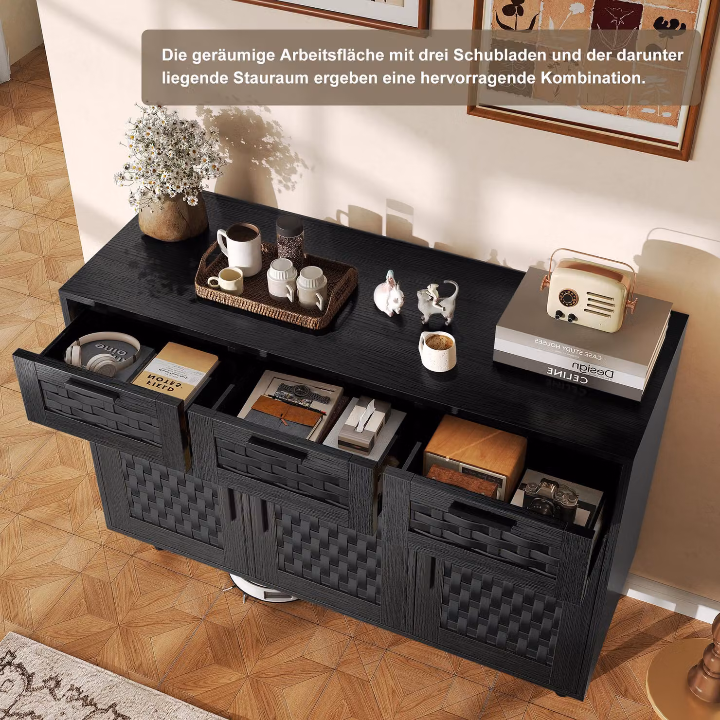 UnboxG Credenza nera in materiale composito con finitura in rattan PVC, mobile contenitore moderno con ante e cassetti per il soggiorno e la zona pranzo