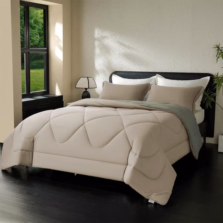 Coperta per tutto l'anno, reversibile, 260 x 240 cm, in microfibra, ideale per la camera da letto