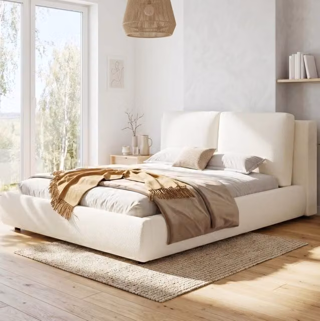 Letto imbottito con vano contenitore e rete a doghe inclusa; rivestimento bouclé beige