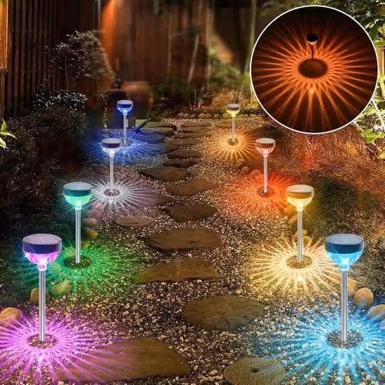 Set di 4 lampade solari RGB multicolore con 11 modalità di illuminazione, impermeabili IP65 per decorazione esterna di giardino, terrazzo e prato