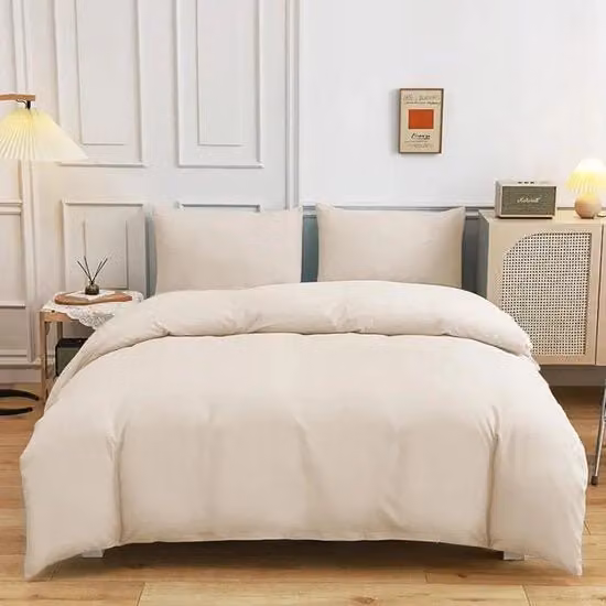 Set di copripiumino per letto matrimoniale in microfibra beige con due federe, L 220 x P 240 cm e federe 50 x 80 cm