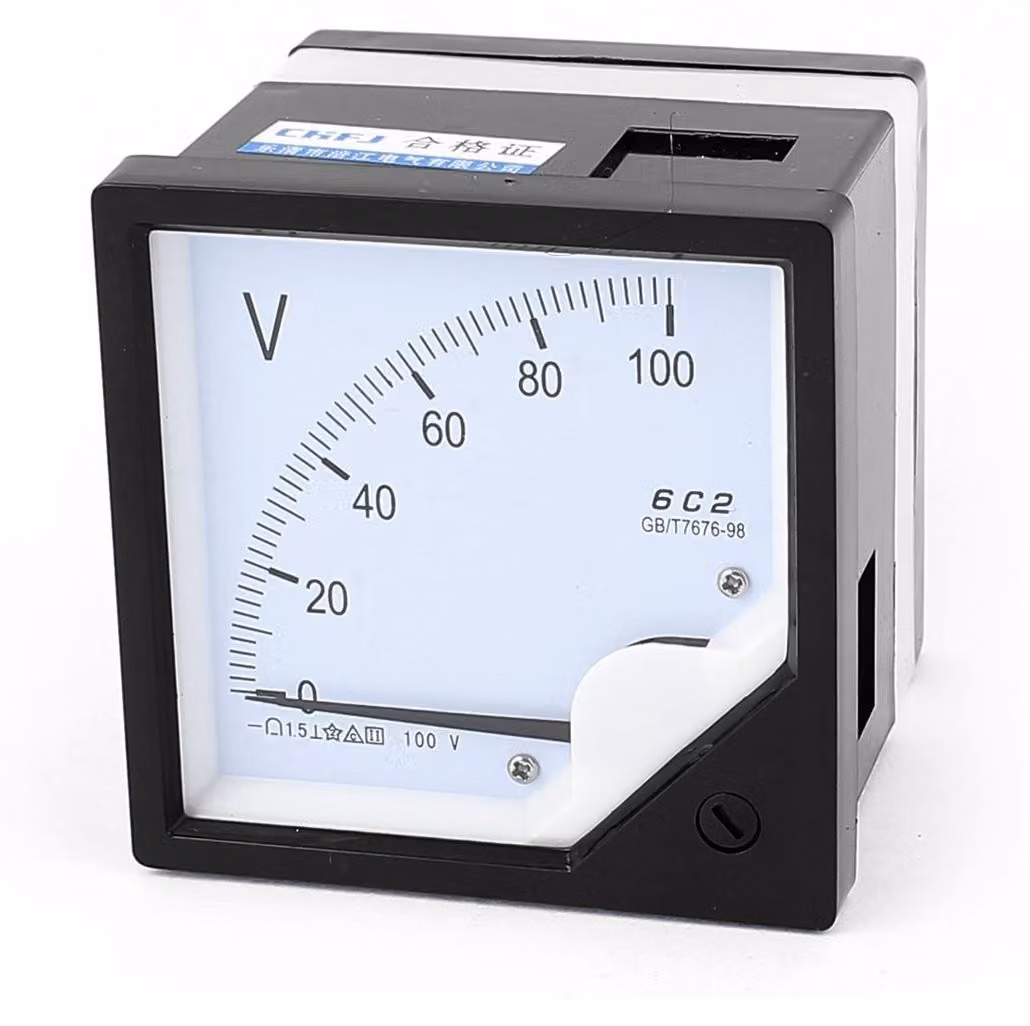 Voltmeter analogico DC, 0-100 V, classe 1.5, dimensioni 8x8x7,2 cm