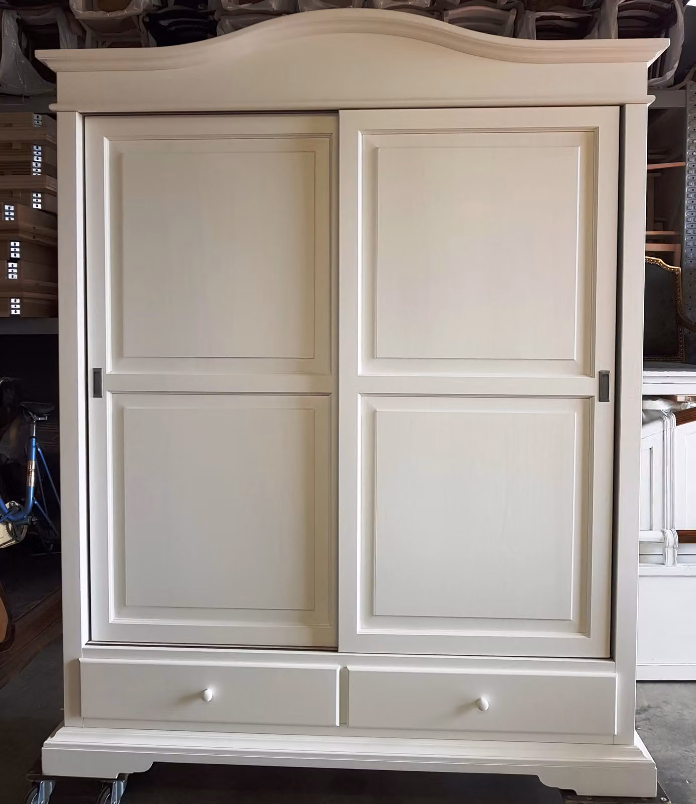 Armadio classico con 2 porte scorrevoli Mobili 2G in legno bianco L/P/H: 180 x 67 x 225 cm – 2