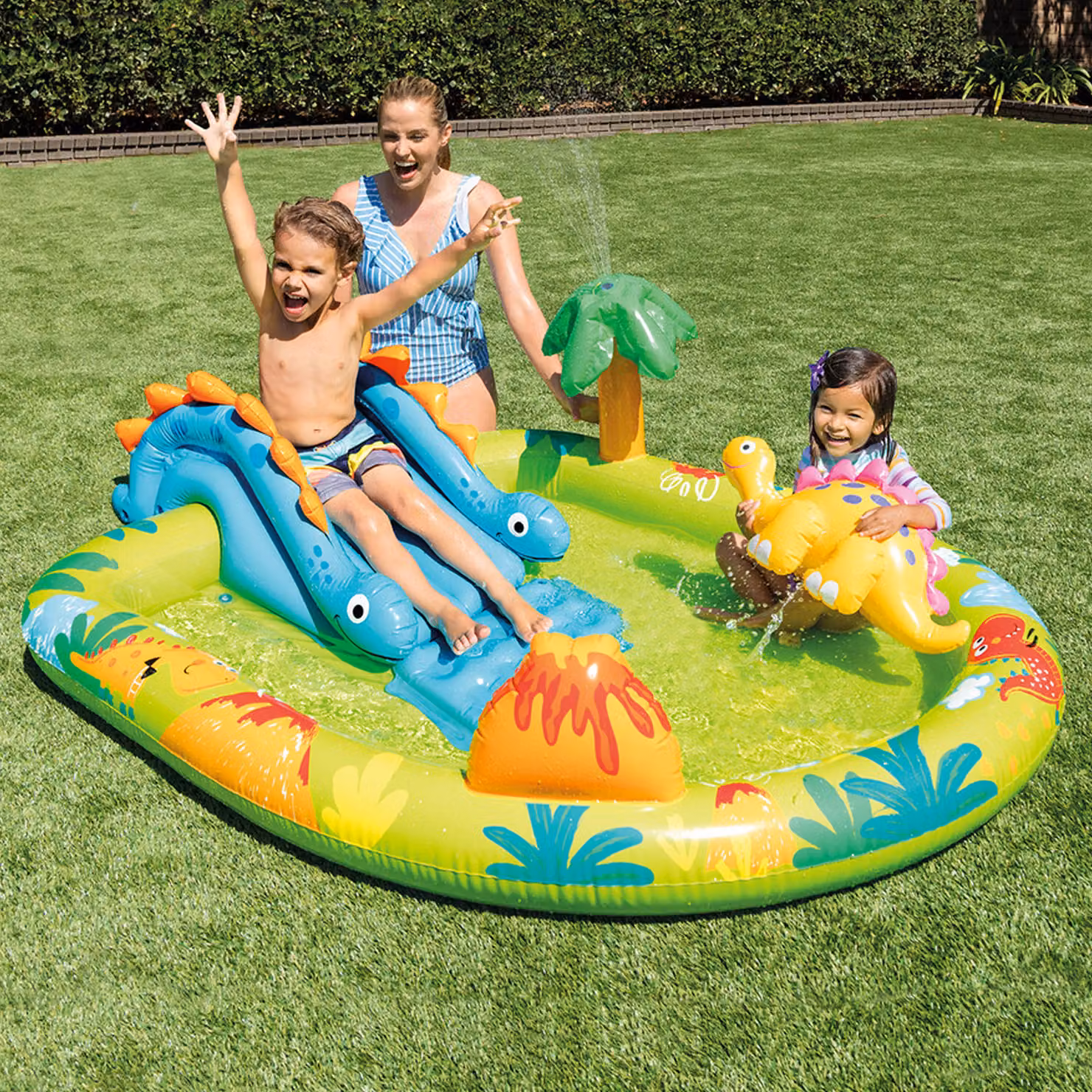 Intex Playcenter Dinosauri Multicolore con Scivolo e Spruzzo L: 191 cm, P: 152 cm, H: 58 cm – 2