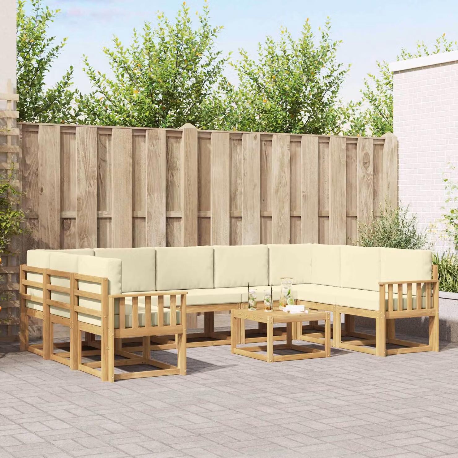 Set di divani da esterno vidaXL a forma di L composto da 10 pezzi in legno di acacia con cuscini in poliestere bianco, beige e marrone