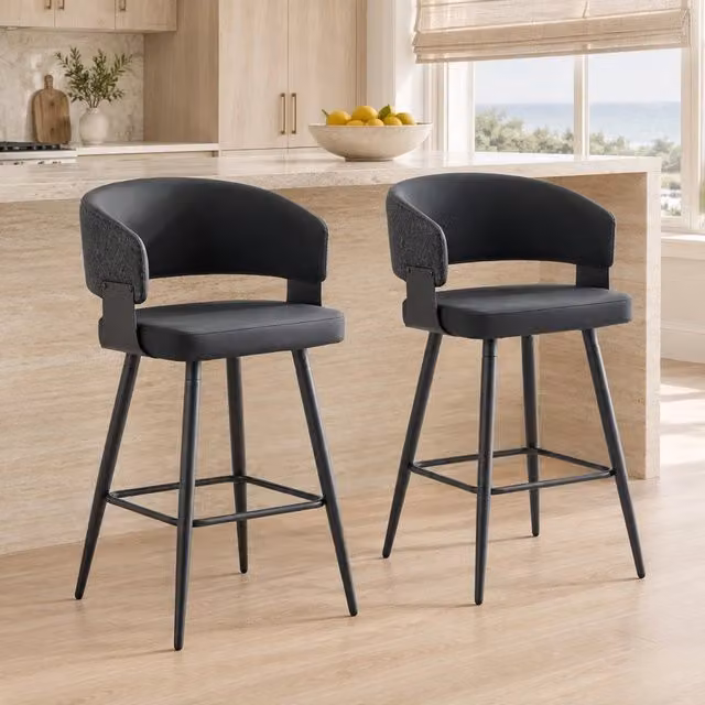 Sedia da pranzo MIVRAY moderna in similpelle nera con braccioli e struttura in metallo