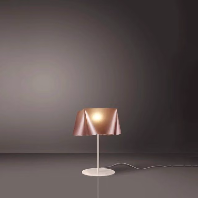 Lampada da scrivania moderna Wanda Polilux Linea Zero in metallo e plastica color rame e bianco con attacco E14