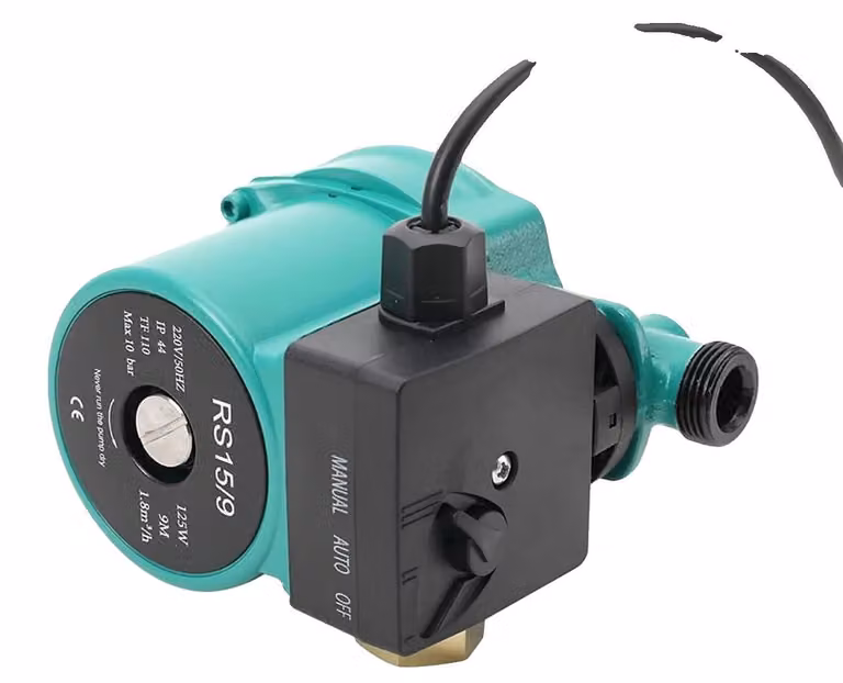 Pompa di circolazione, potenza assorbita di 125W, portata massima di 1,8 m³/h, altezza di mandata massima di 9 metri, attacchi di aspirazione e mandata da 3/4" NPT, con doppia modalità di controllo