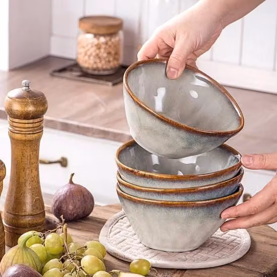 Servizio da cena Henten Home in ceramica e porcellana, set di piatti beige e grigio per adulti, lavabile in lavastoviglie e utilizzabile in microonde