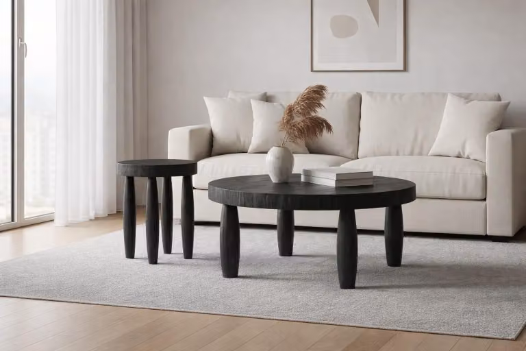 Set di tavolini da caffè, stile moderno, gambe in legno nero, piano in legno, forma rotonda