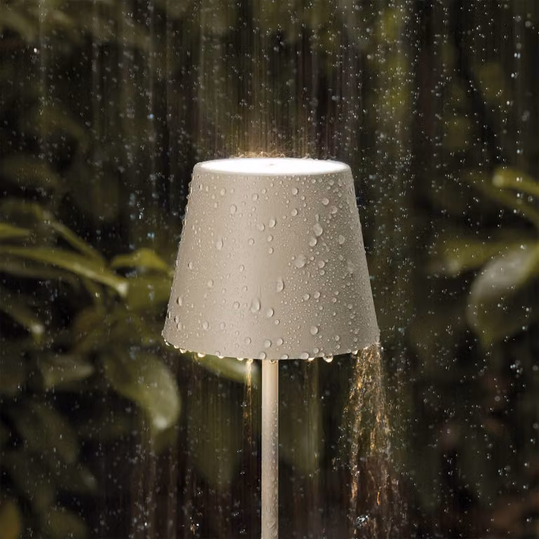 Sigor Nuindie Lampada da tavolo ricaricabile a LED, USB-C, beige, IP54, Nuindie, dimmerabile, Crema / Ambra, Soggiorno / Sala da pranzo, Alluminio, Moderno