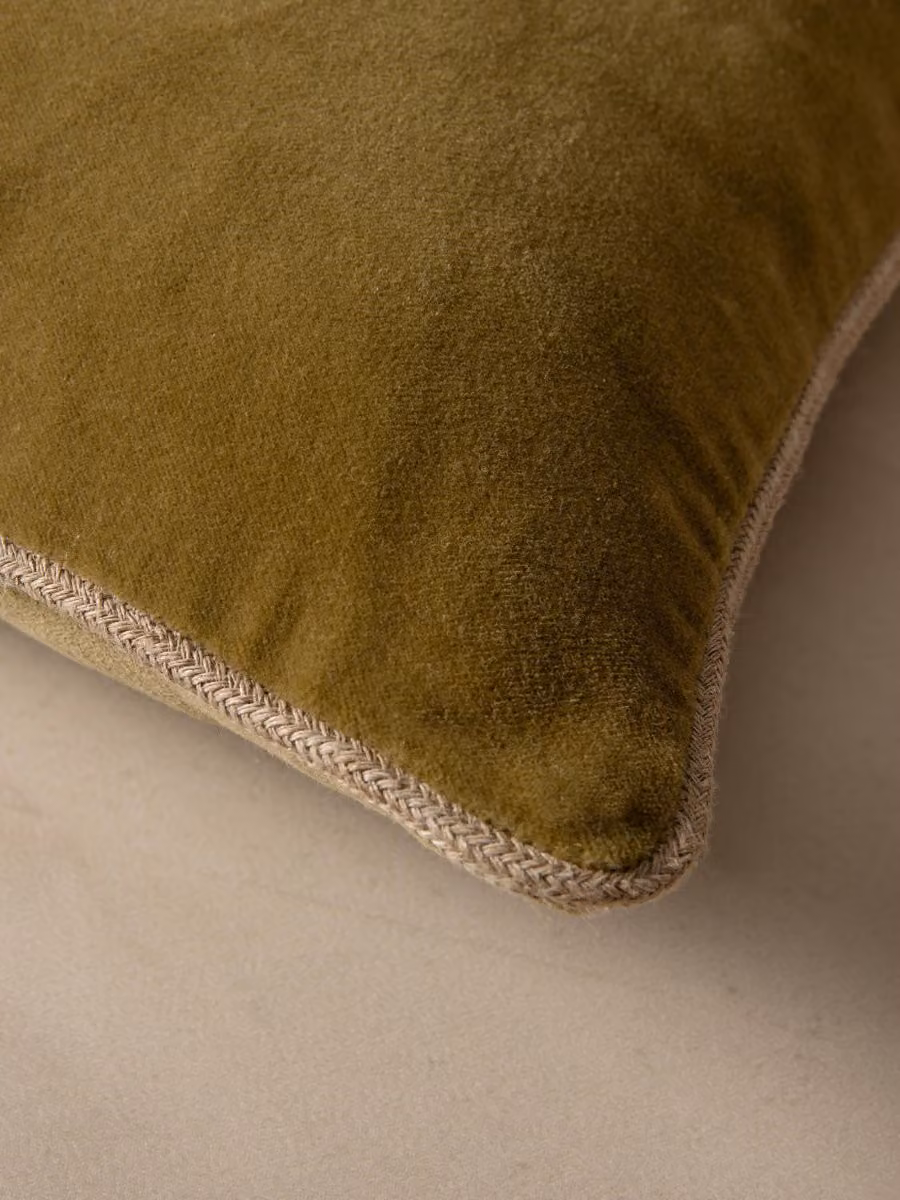 Cuscino quadrato Delhi verde in cotone e velluto Kenay Home L/P: 45 x 45 cm – 2