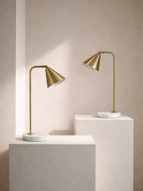 Set di 2 lampade da tavolo Blen Kenay Home in metallo oro e marmo bianco