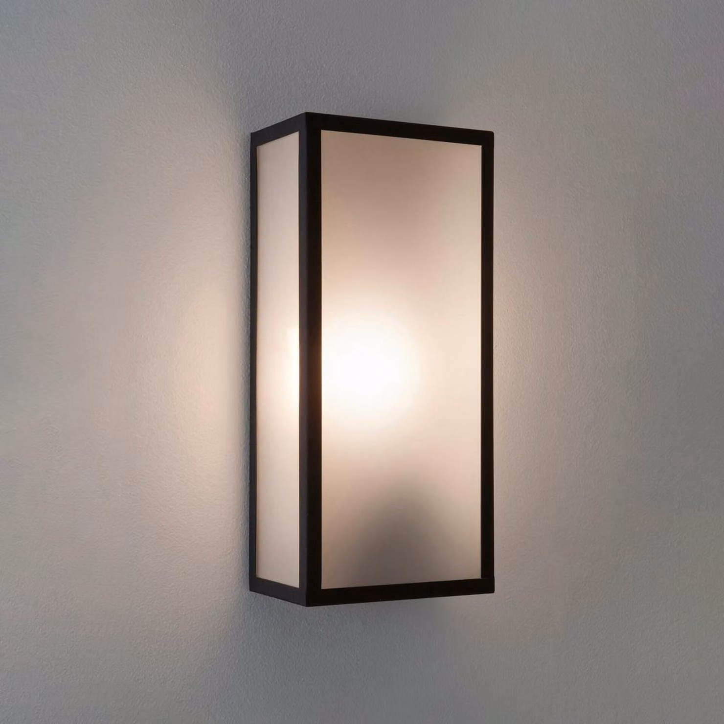 Lampada da parete per esterni ASTRO Messina Sensor E27 nero, IP44, sensore