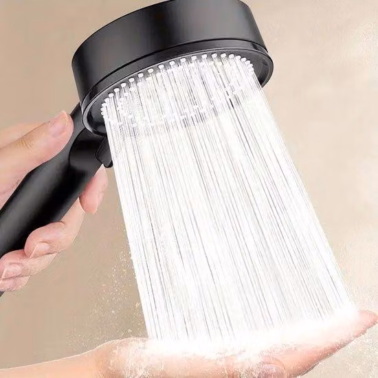 Tappetino per doccia a mano in plastica nera a risparmio idrico