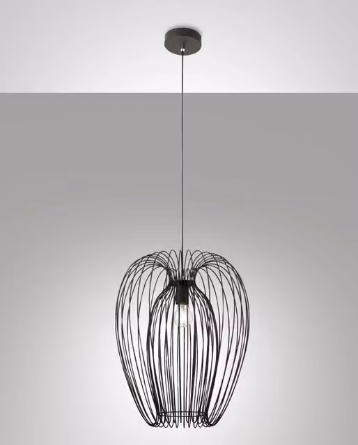 Lampada a sospensione Fabas in metallo nero con design industriale e attacco E27, ideale per cucina e sala da pranzo