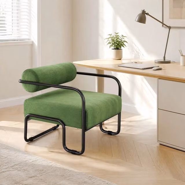 Poltrona lounge ULEVR in corduroy verde con struttura in metallo nero, portata 130 kg
