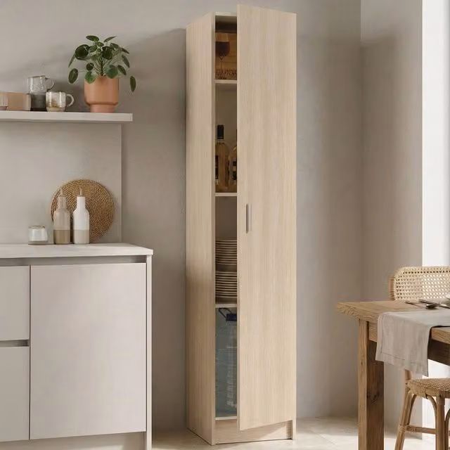 Armadio multiuso Alexander DMORA con anta e ripiani, scarpiera verticale in rovere, L/P/H: 37 x 37 x 180 cm – 1